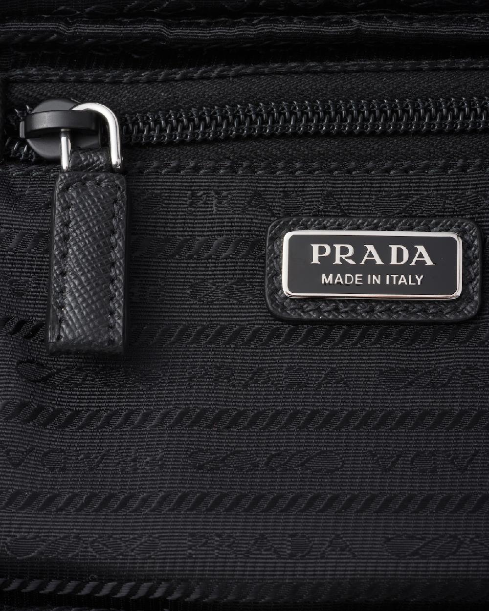 Prada Pouch pequeño de Re-Nylon con cremallera Rebajas de fábrica