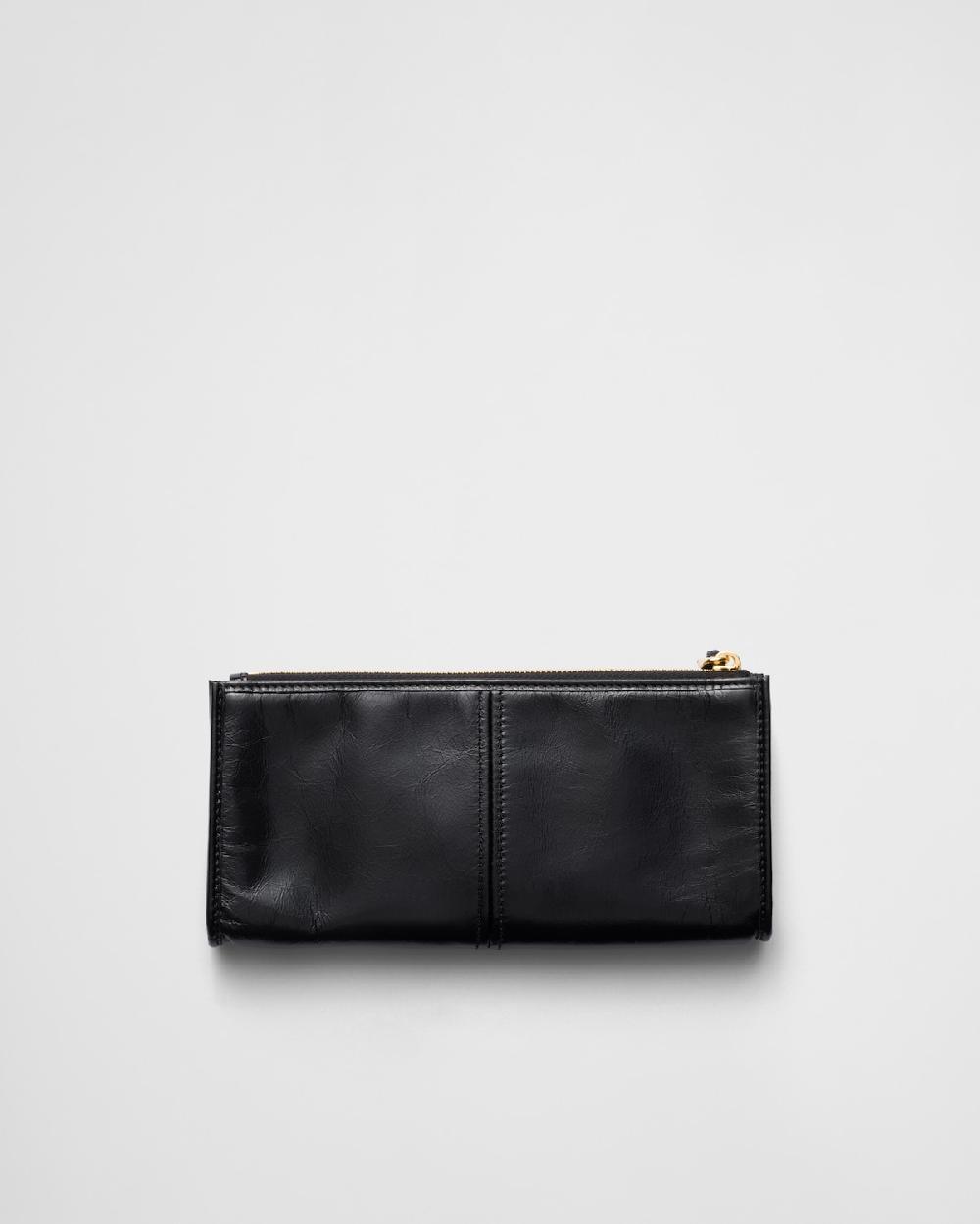 Prada Pouch de piel Libre de impuestos