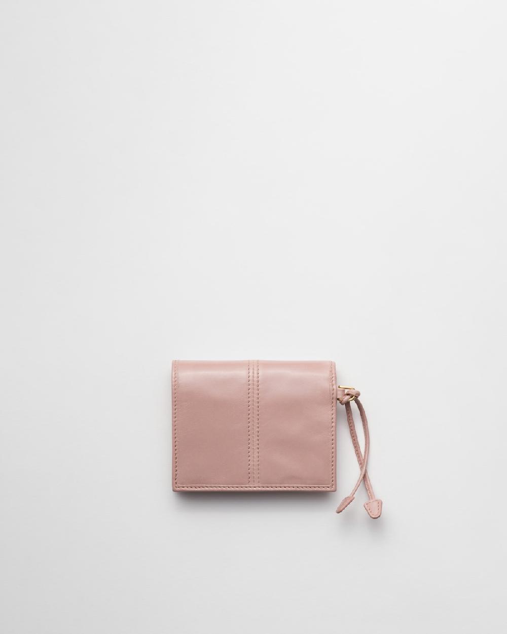 Prada Cartera pequeña de piel Ofertas de temporada