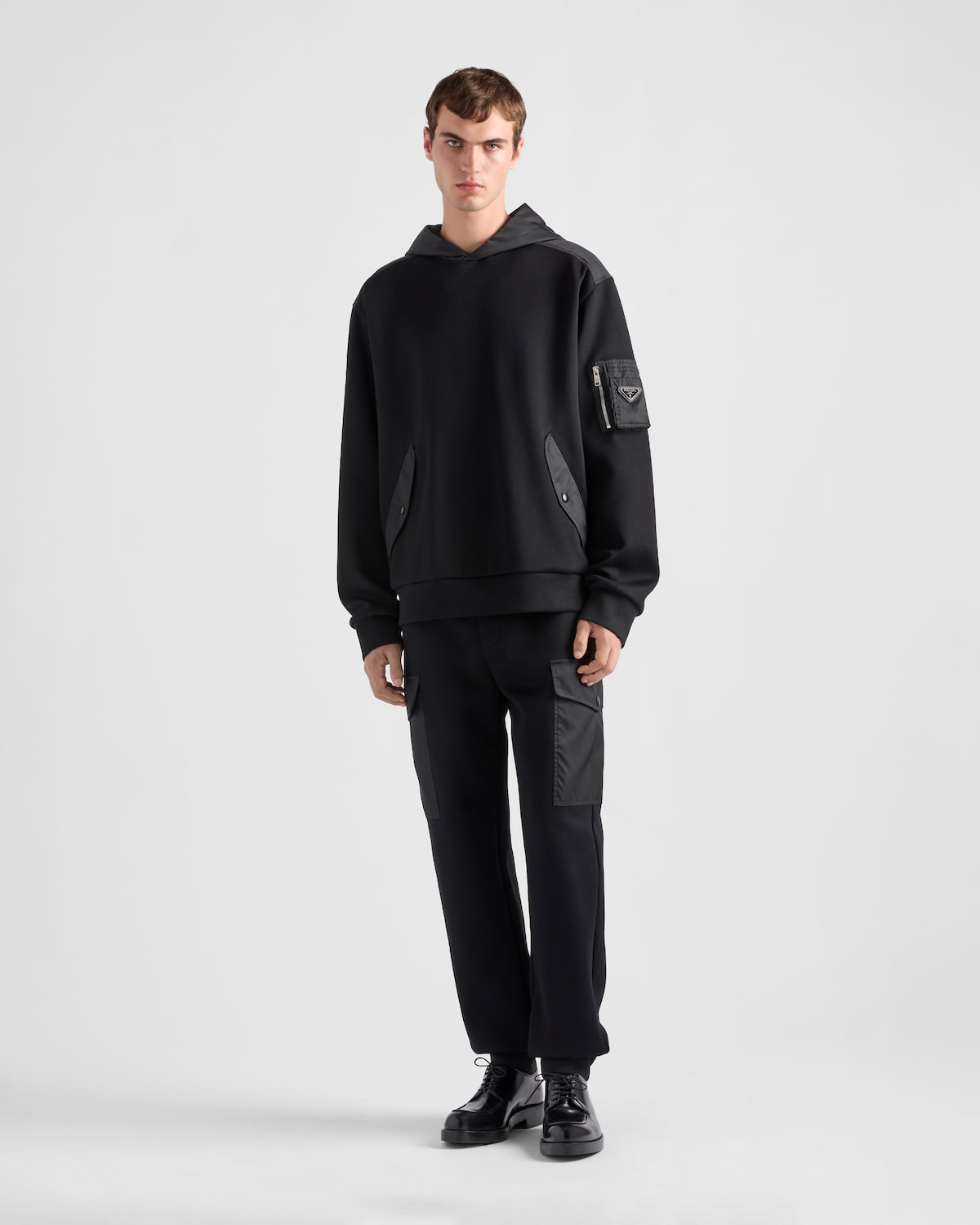 Prada Pantalones de chándal en felpa de algodón con detalles de Re-Nylon Venta caliente