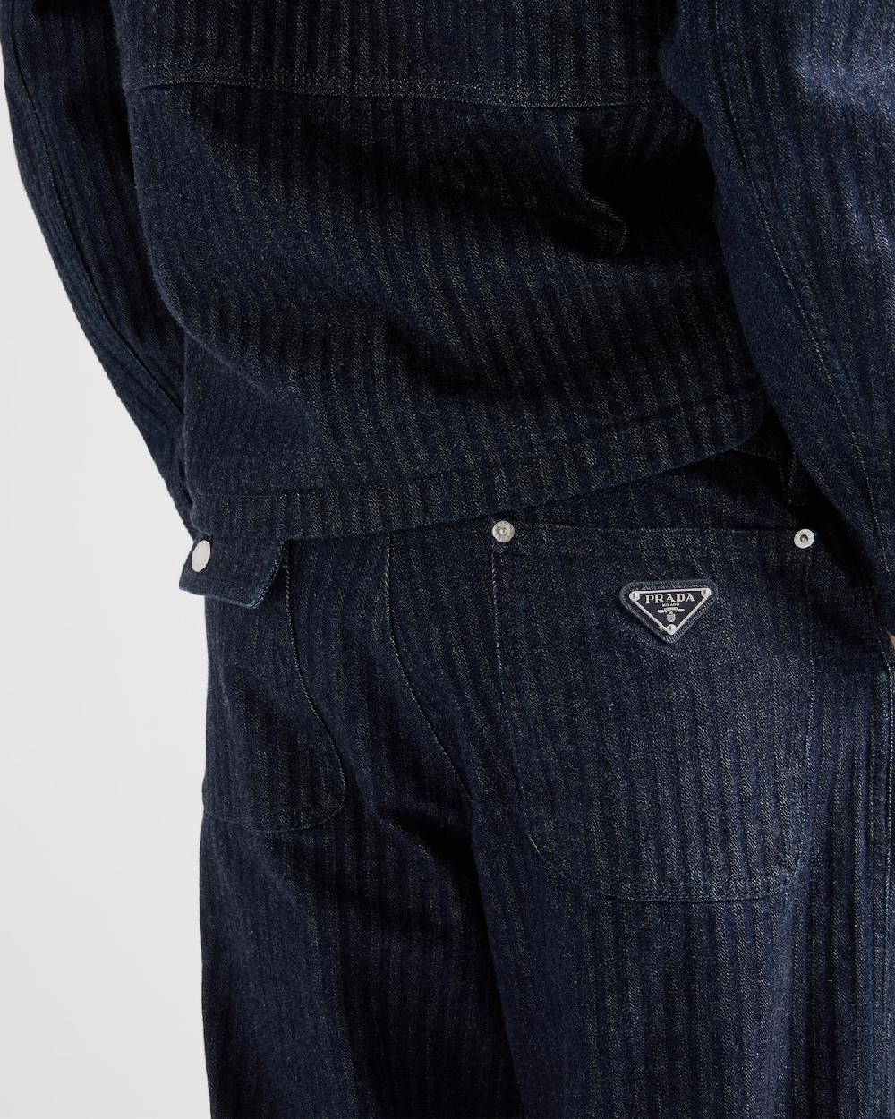 Prada Pantalones en denim de chevrón con pernera ancha Rebajas online