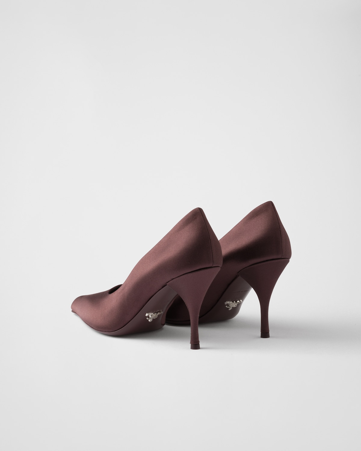 Prada Zapatos de salón de satén Ofertas especiales