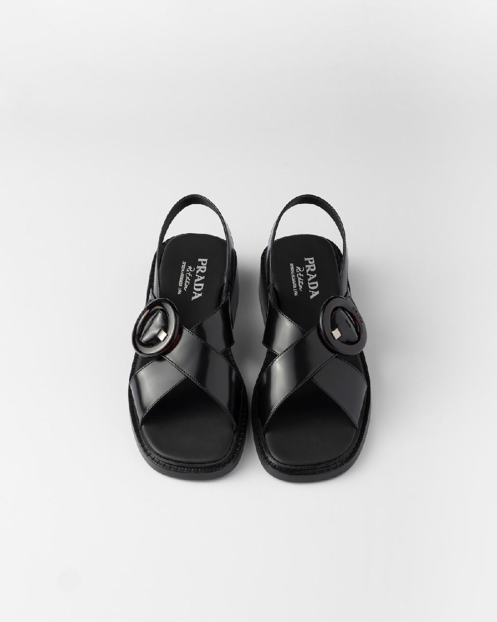 Prada Sandalias de piel cepillada con hebilla Los más vendidos