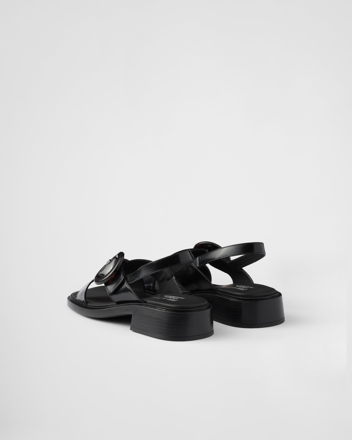 Prada Sandalias de piel cepillada con hebilla Los más vendidos
