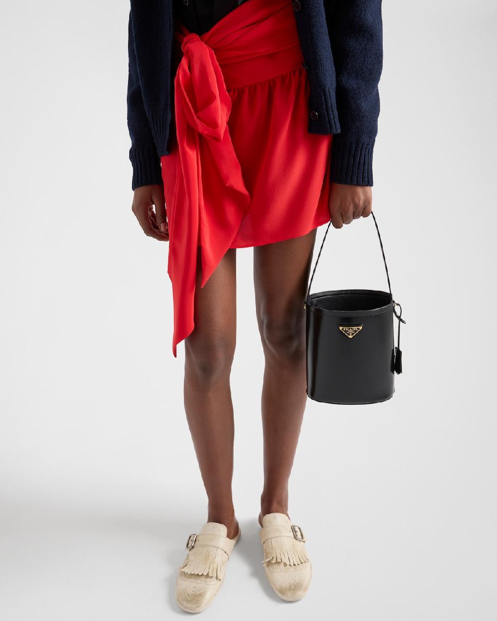 Prada Minifalda de crepé de China Último día