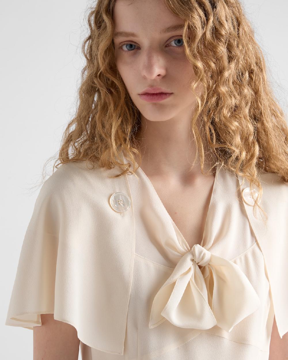 Prada Vestido plisado de crepé Solo queda un día