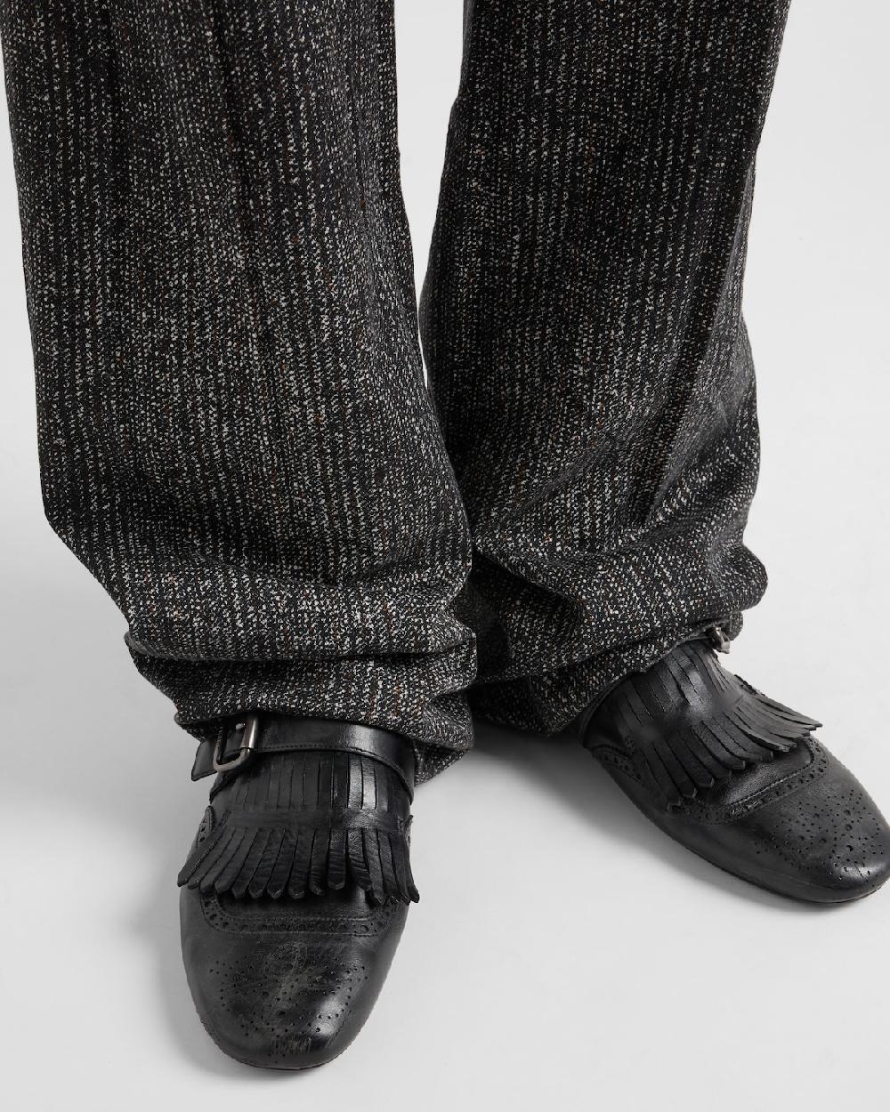 Prada Mules Shuffle de piel con flecos y correa de hebilla Ofertas especiales