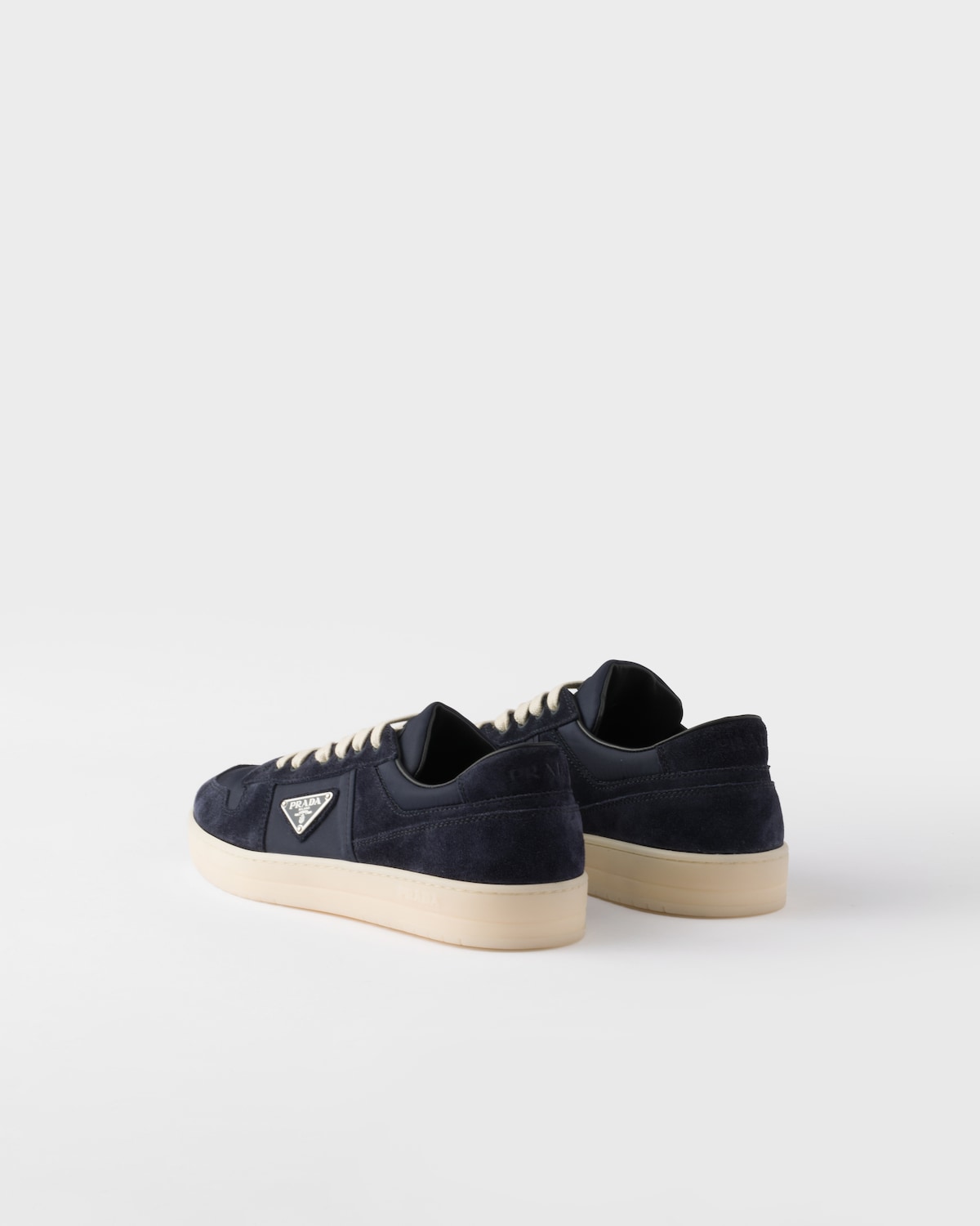 Prada Zapatillas Downtown de Re-Nylon y ante Outlet online