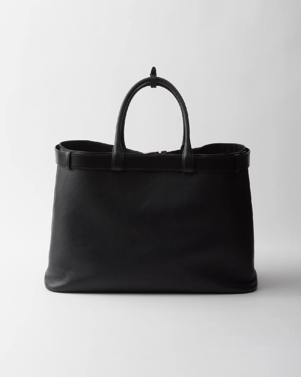 Prada Bolso Prada Buckle de piel con cinturón Liquidación