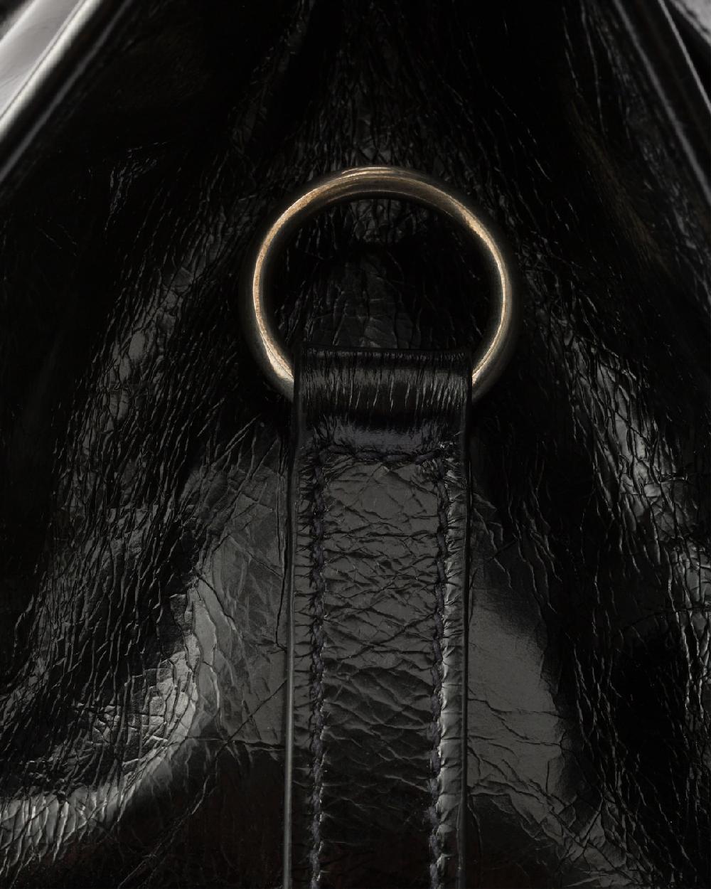 Prada Bolso tote de piel mediano En línea