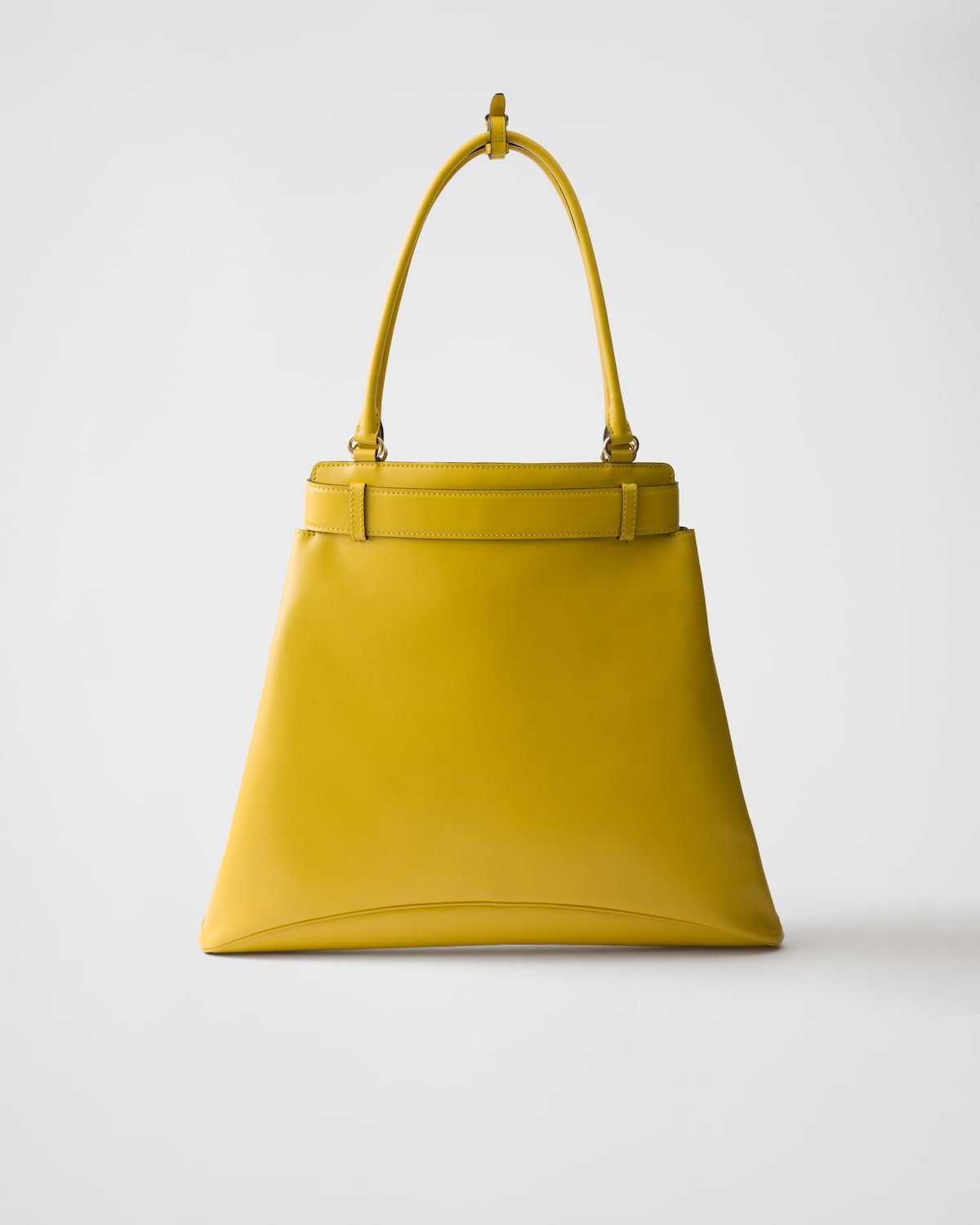 Prada Bolso Prada Etude de piel grande En oferta