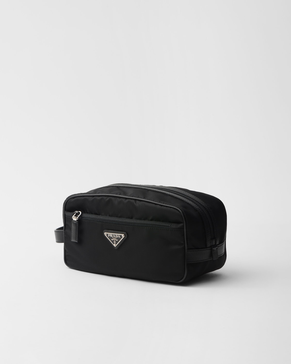Prada Pouch de viaje de Re-Nylon y piel Saffiano ÚLTIMAS EDICIONES