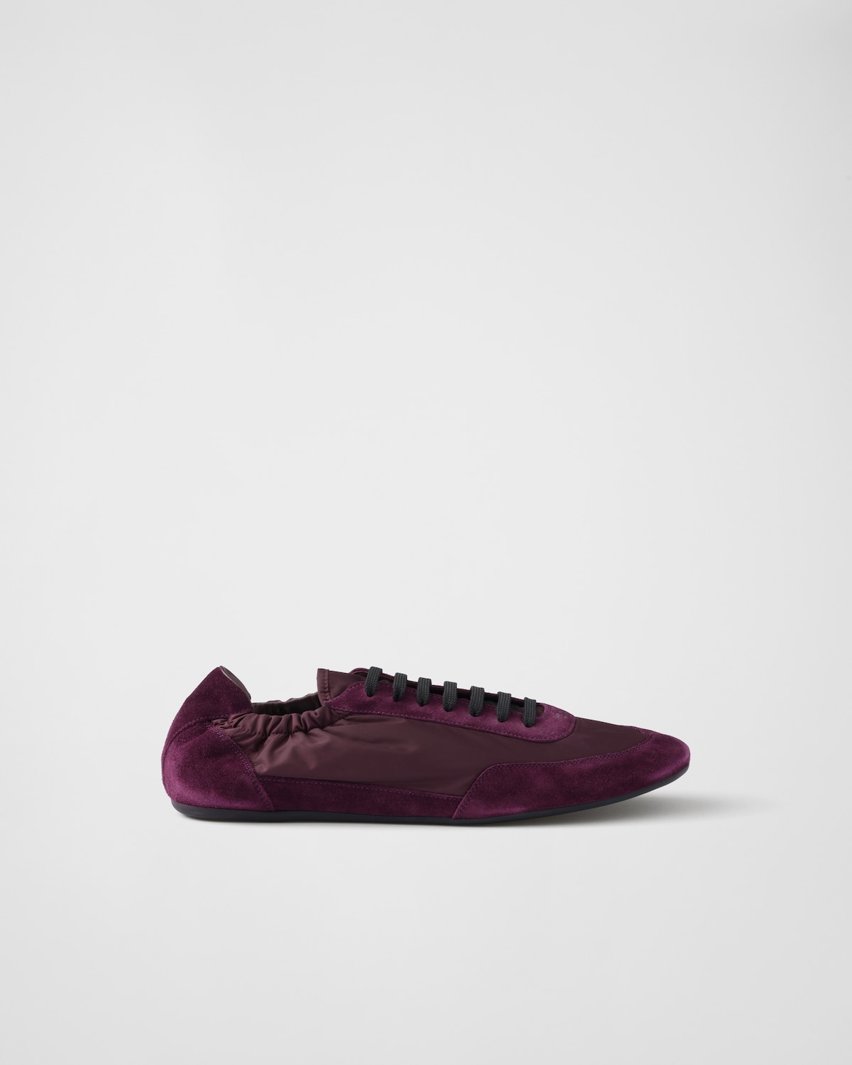 Prada Zapatillas Collapse de Re-Nylon y ante Liquidación