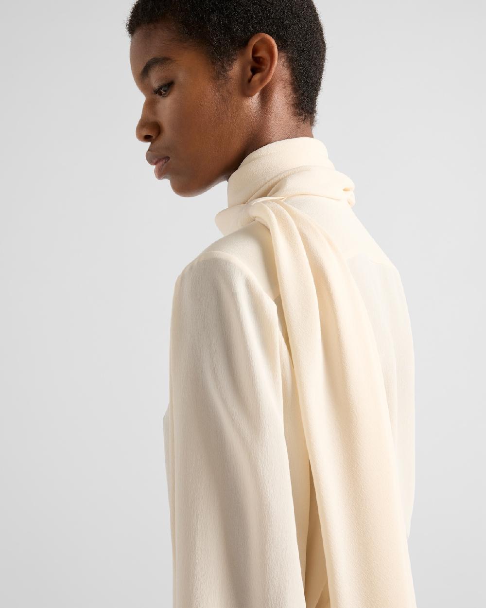 Prada Camisa de crepé Último día