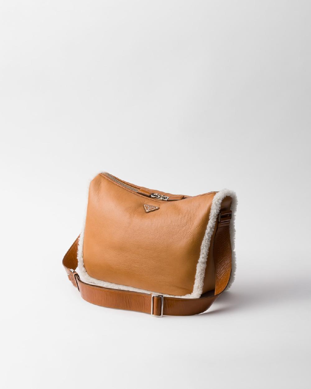 Prada Bolso bandolera con borreguillo Solo queda un día