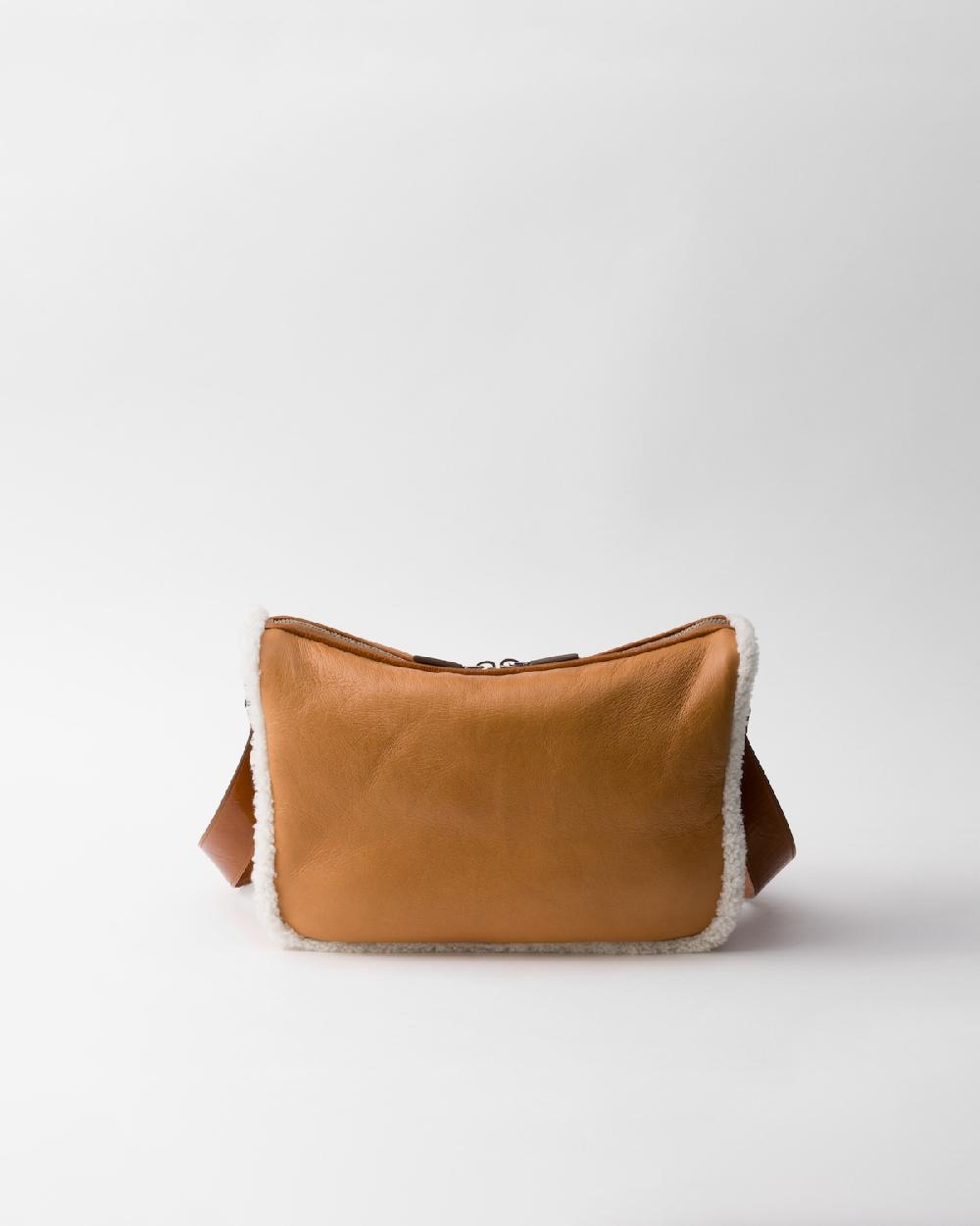 Prada Bolso bandolera con borreguillo Solo queda un día