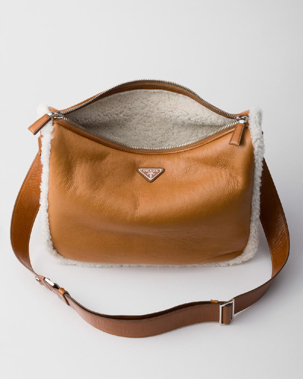 Prada Bolso bandolera con borreguillo Solo queda un día
