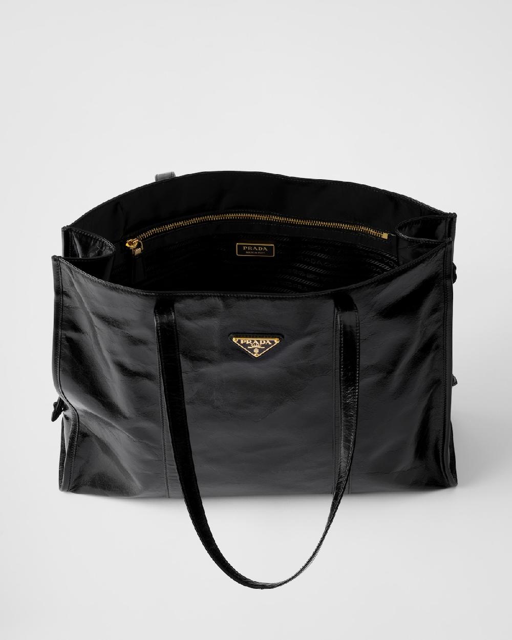 Prada Bolso tote grande de piel 2025