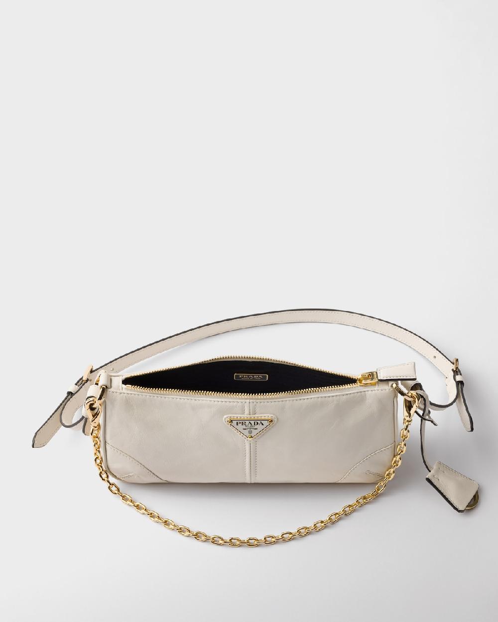 Prada Bolso bandolera mediano de piel Prada Re-Edition 2002 Outlet online