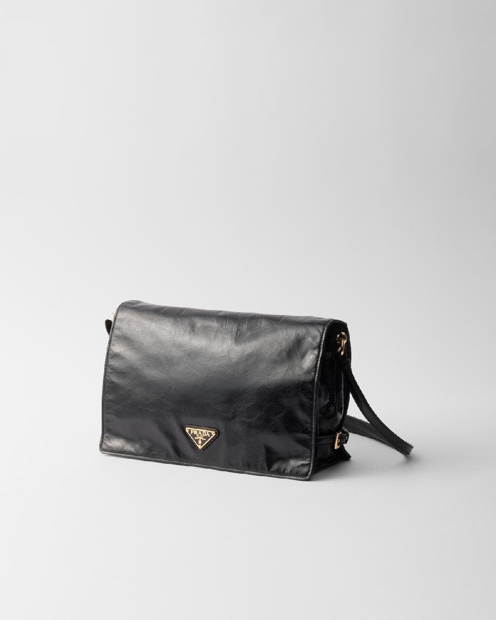 Prada Bolso bandolera de piel mediano