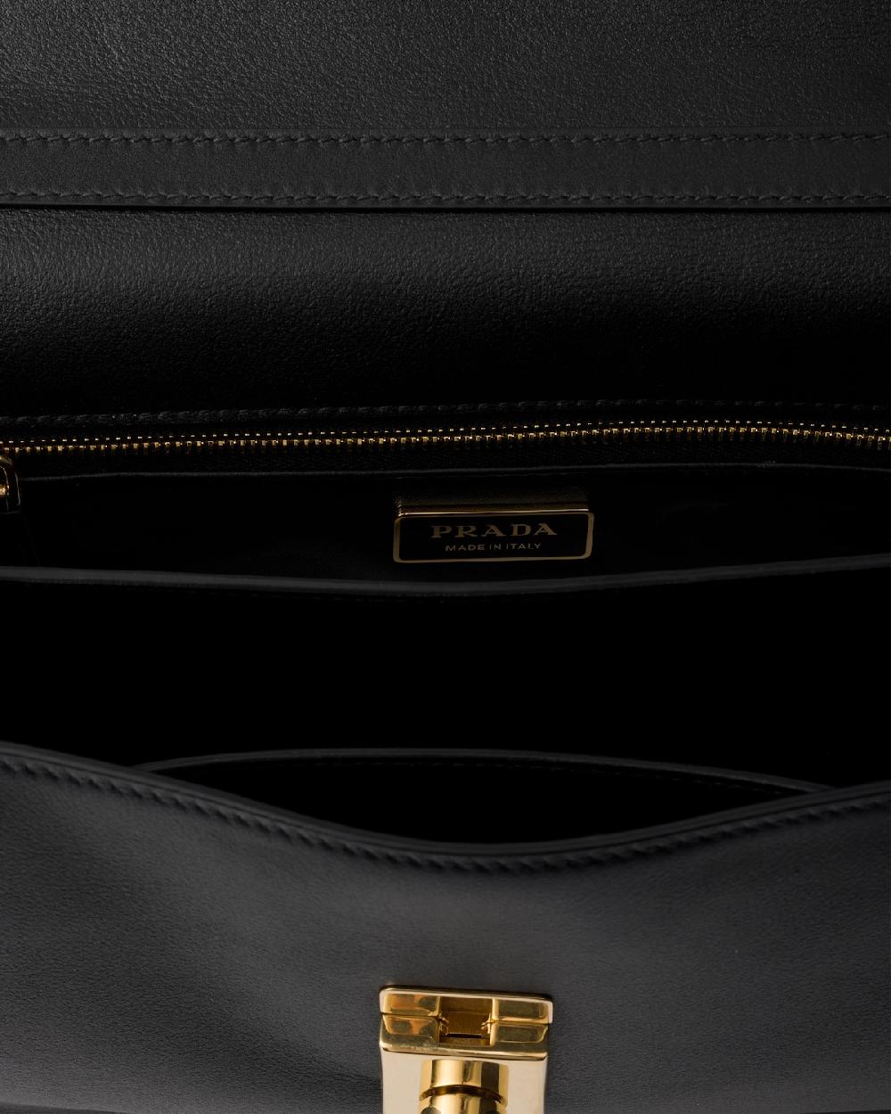 Prada Bolso bandolera Prada Soft Sound de piel mediano Ventas relámpago