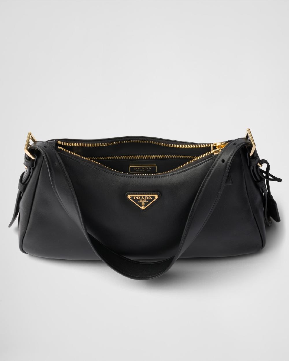 Prada Bolso bandolera mediano Prada Aimée de piel Oferta especial