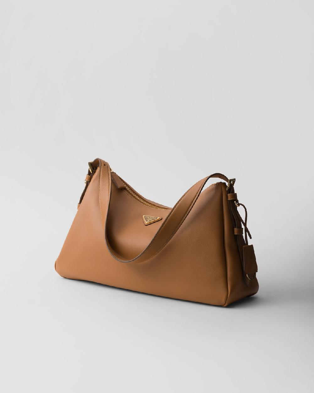 Prada Bolso bandolera Prada Aimée de piel grande Envío gratis