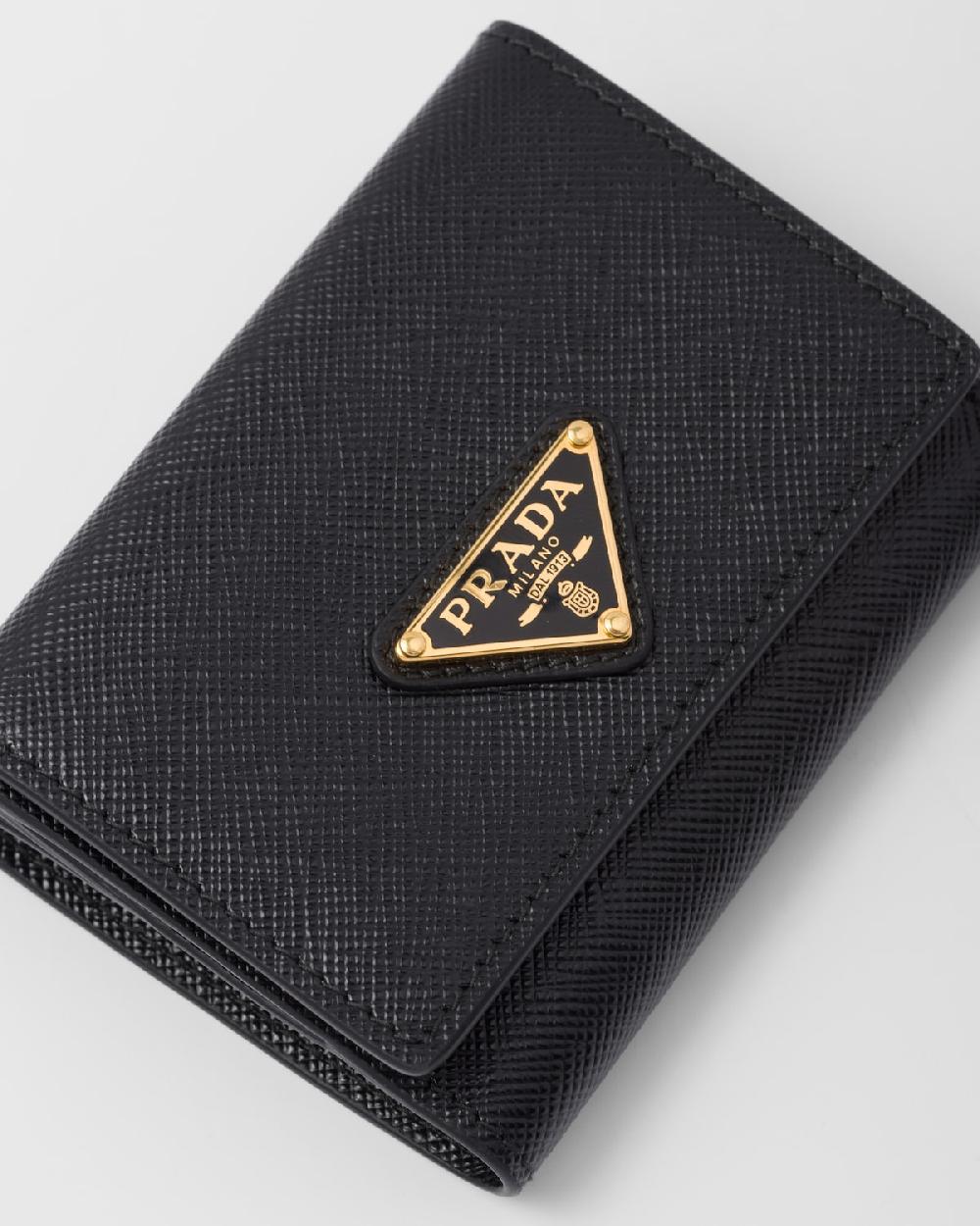 Prada Cartera pequeña de piel Saffiano Últimos 2 días