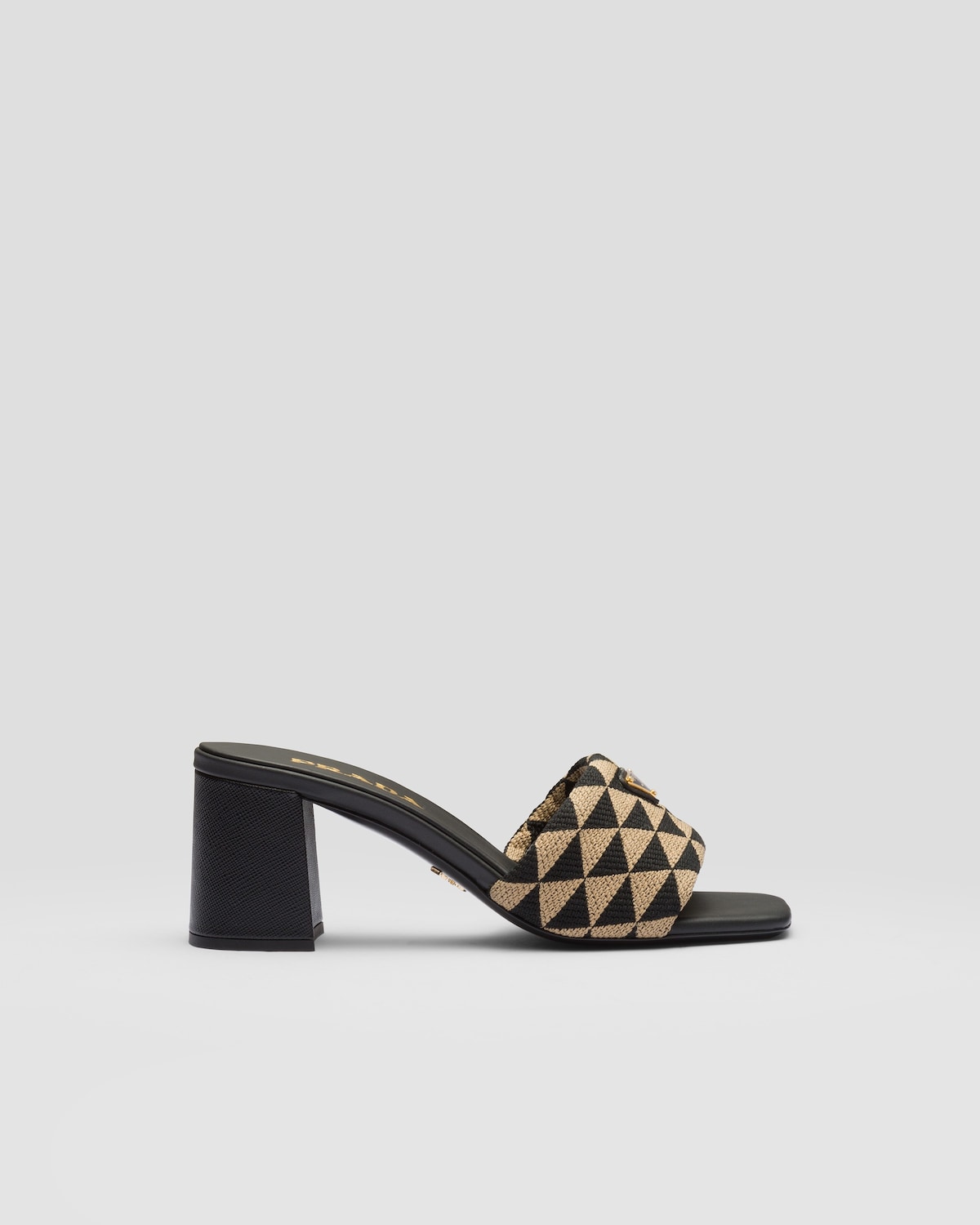 Prada Sandalias de tejido bordado