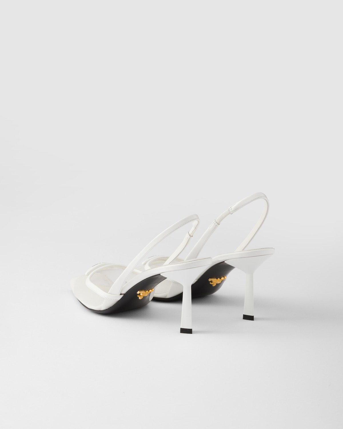 Prada Zapatos de tacón destalonado de malla En oferta