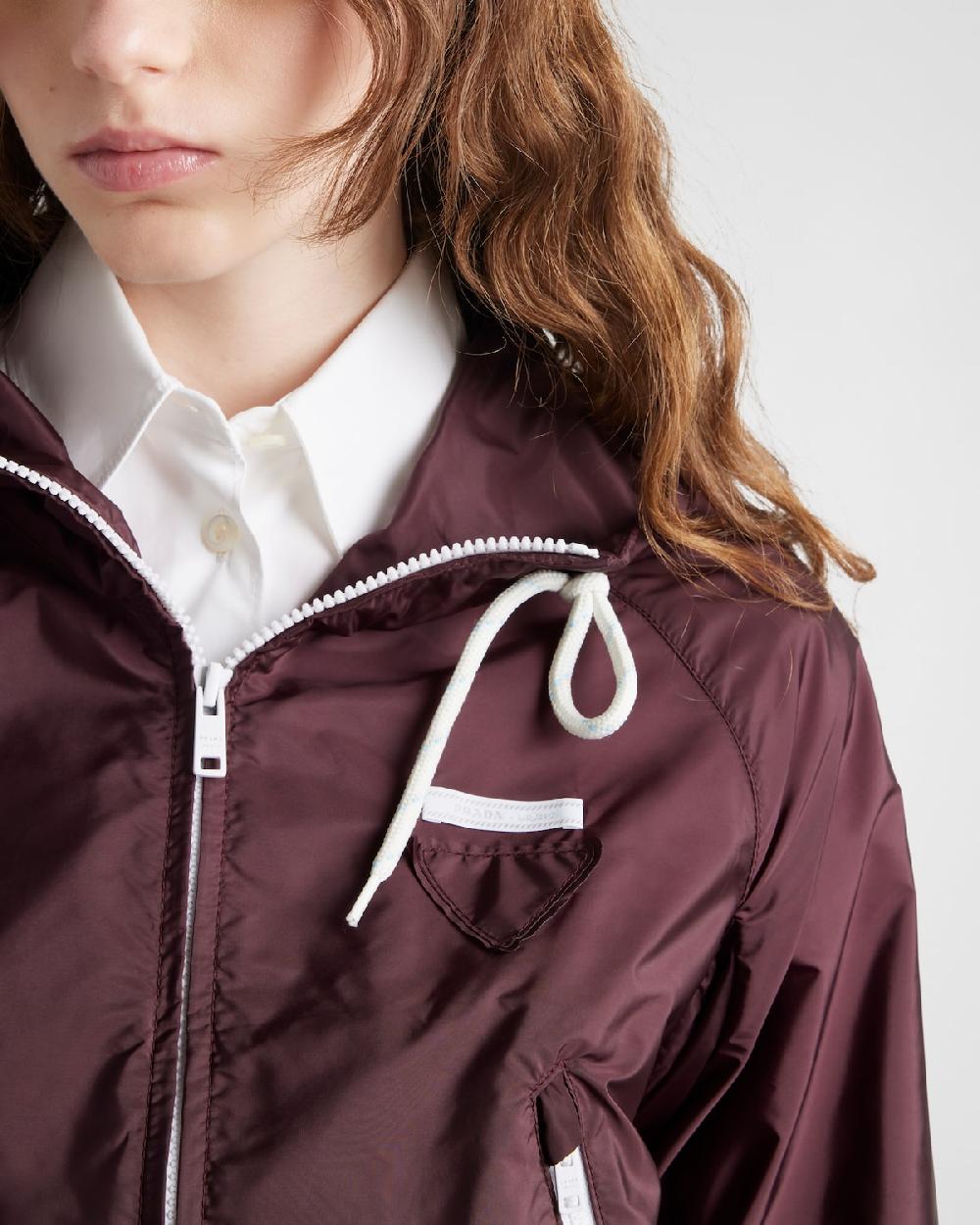 Prada Cazadora estilo sobrecamisa de Re-Nylon ligero Superdescuento