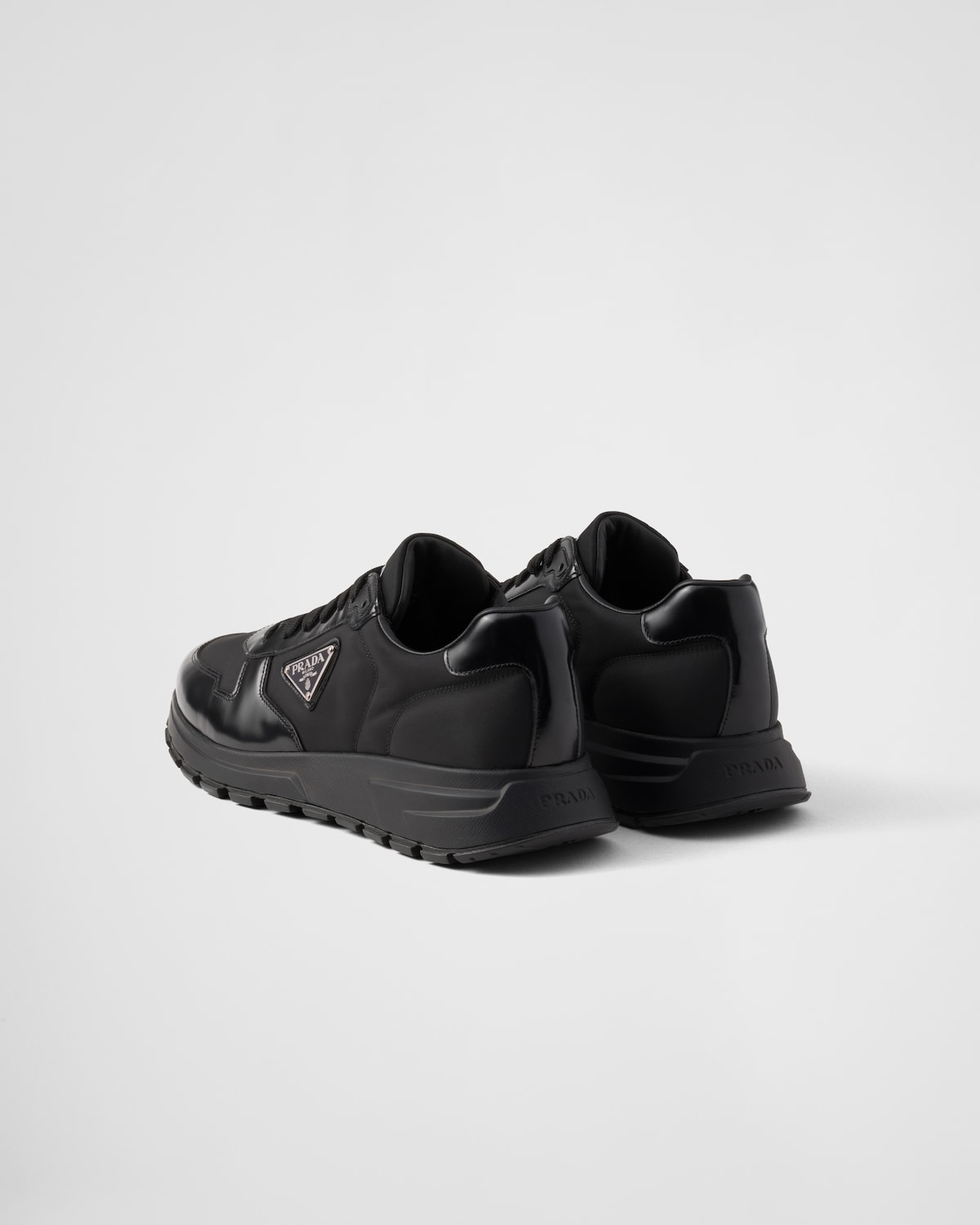 Prada Zapatillas Prax 01 de Re-Nylon y piel cepillada Tienda de fábrica
