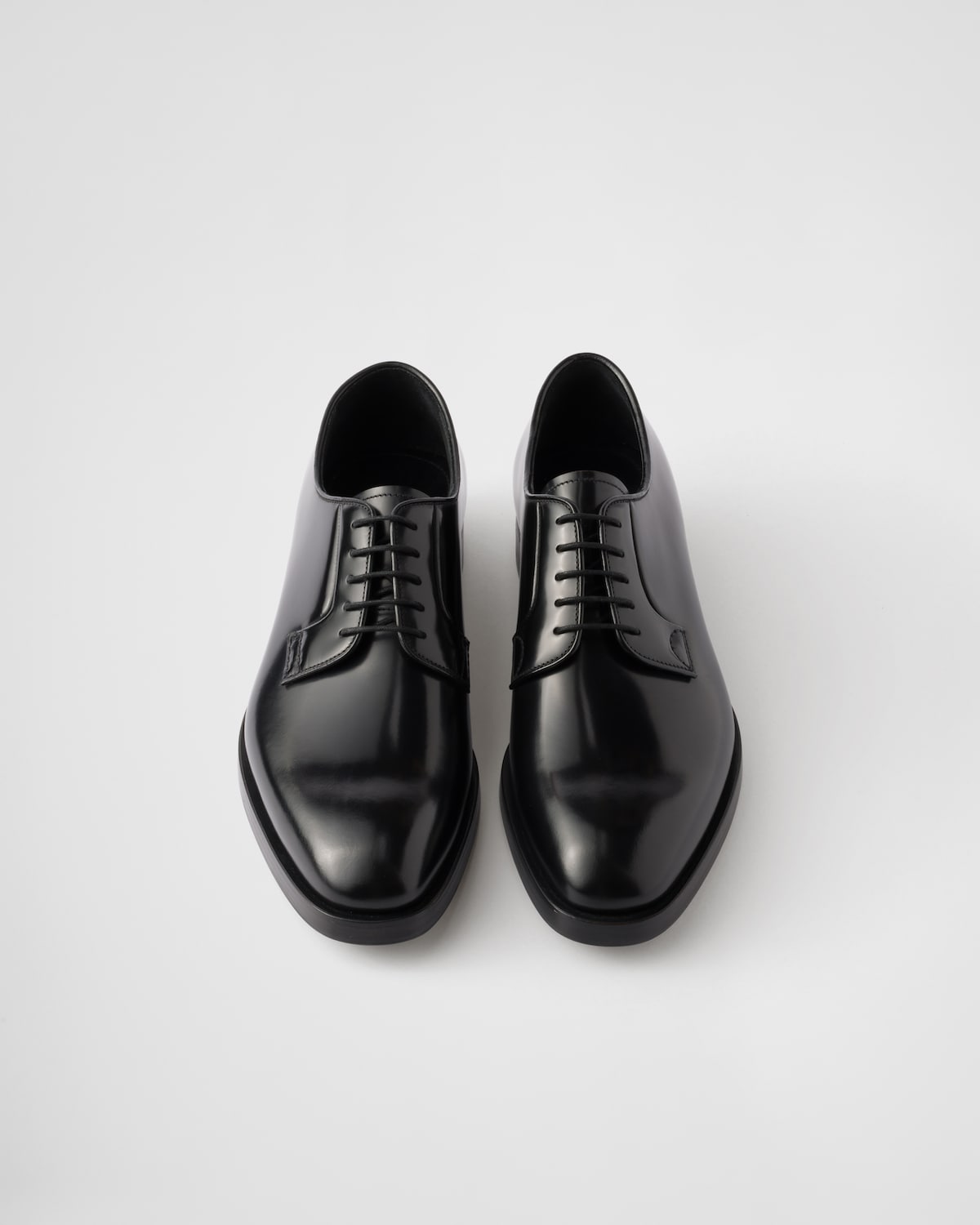 Prada Zapatos de piel cepillada con cordones Precio ultrabajo