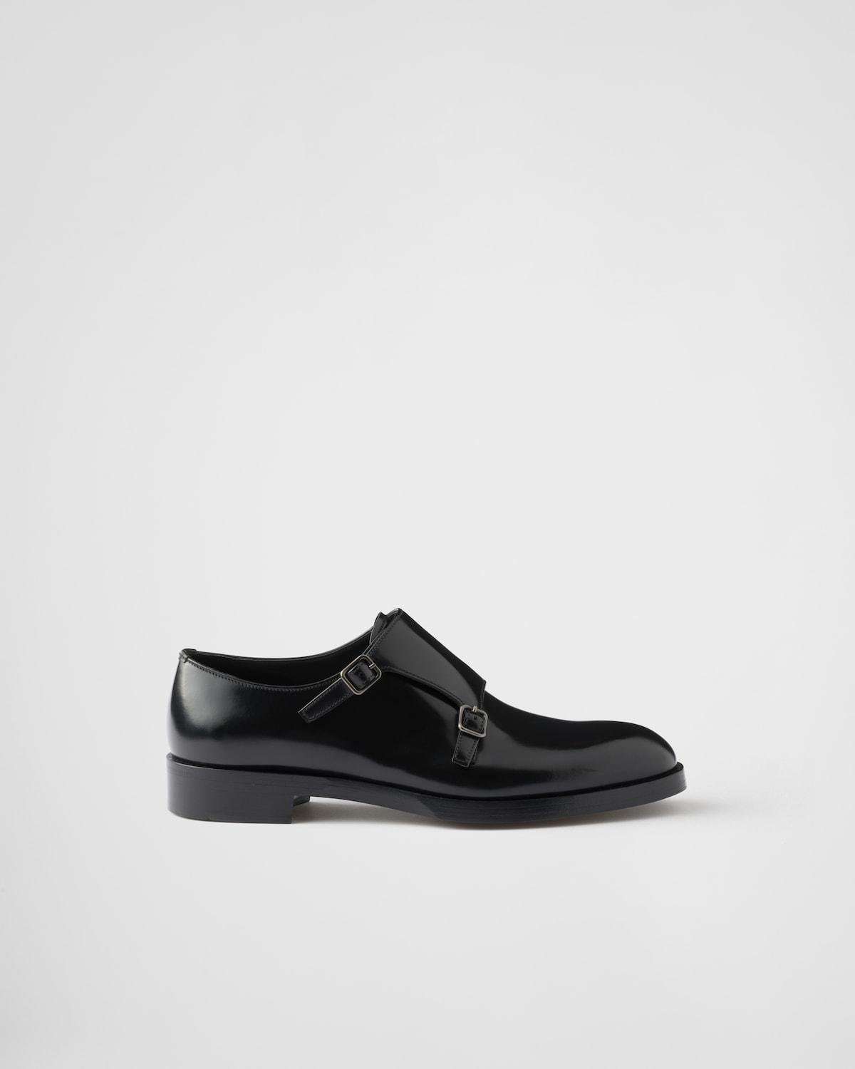 Prada Zapatos de piel cepillada con doble tira y hebilla En línea