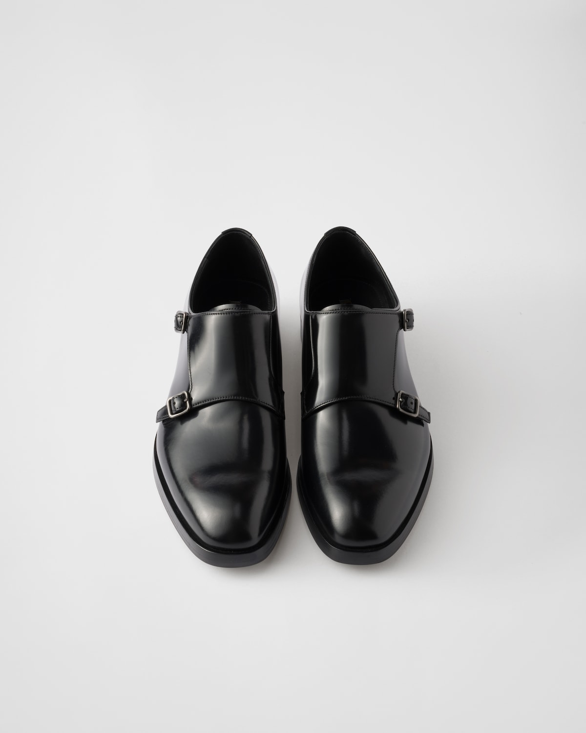 Prada Zapatos de piel cepillada con doble tira y hebilla En línea