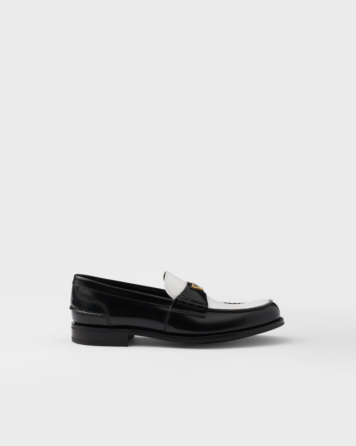Prada Mocasines de piel cepillada en dos tonos