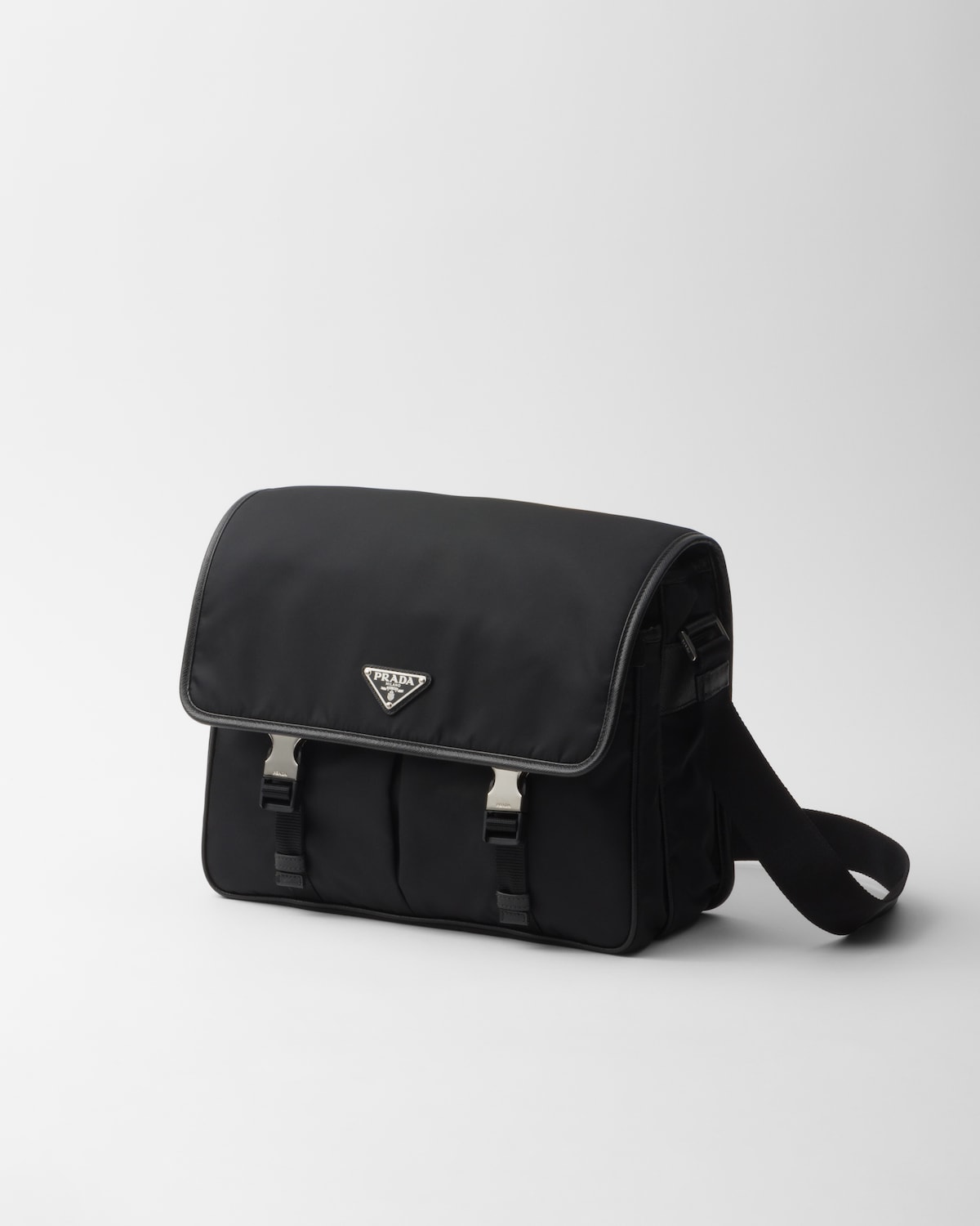 Prada Bolso bandolera de Re-Nylon y piel Saffiano Liquidación