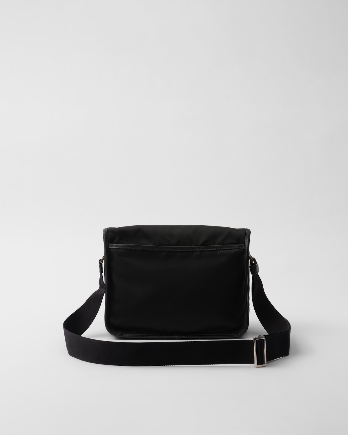 Prada Bolso bandolera de Re-Nylon y piel Saffiano Envío gratis