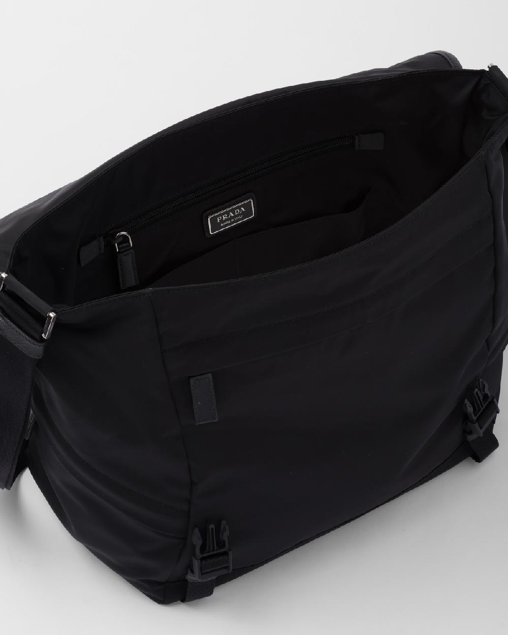 Prada Bolso bandolera de Re-Nylon y piel Saffiano Oferta especial