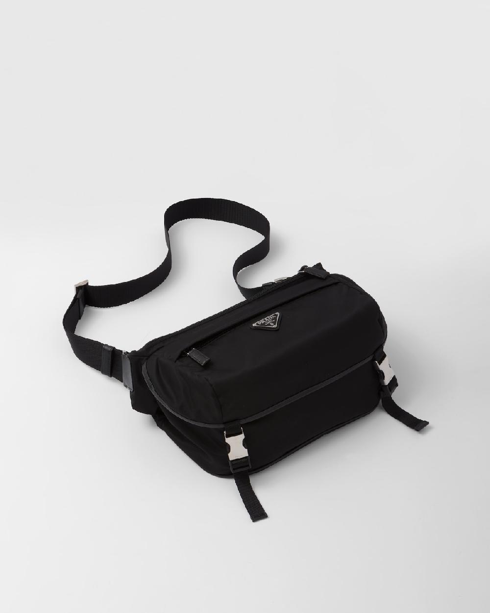 Prada Bandolera de Re-Nylon y piel Saffiano COMPRAR AHORA