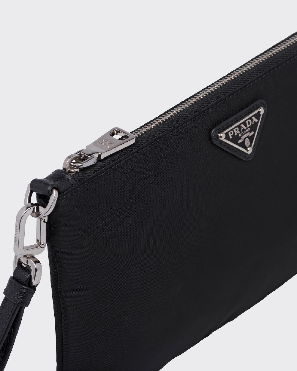 Prada Pouch de Re-Nylon y piel Saffiano