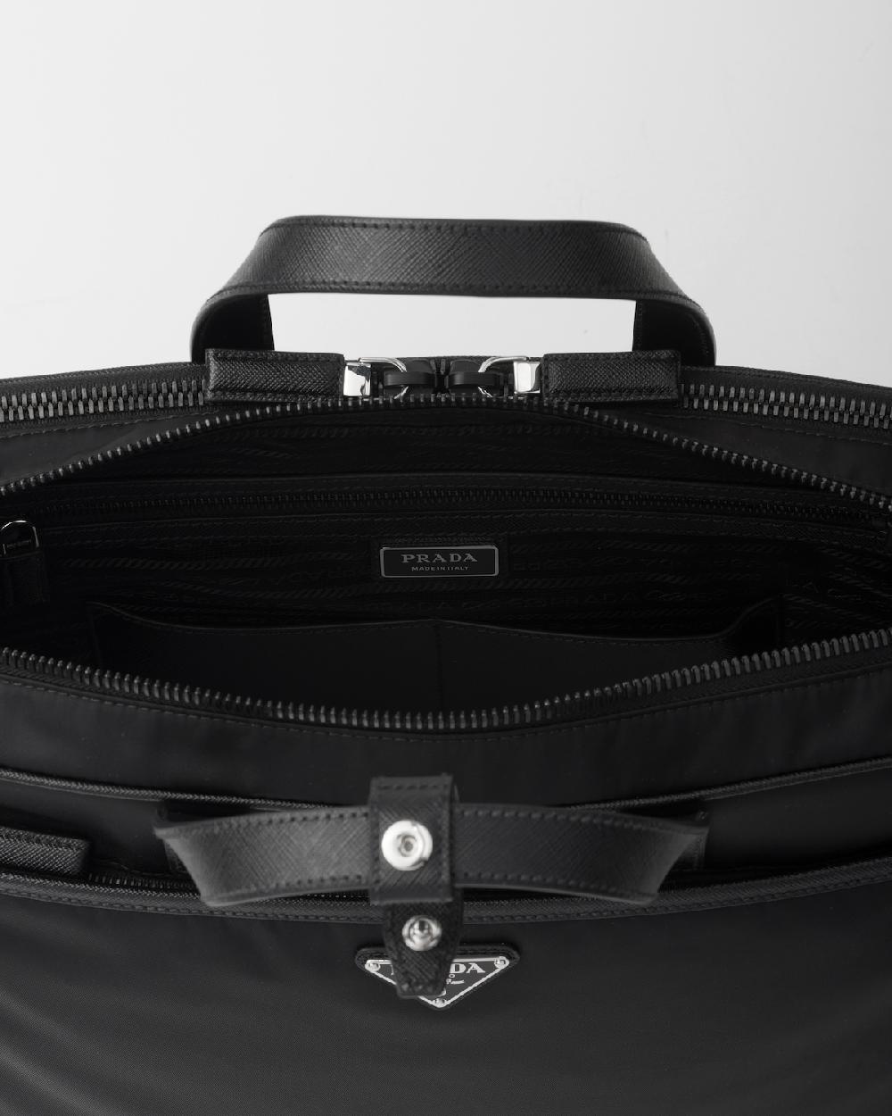 Prada Maletín de Re-Nylon y piel Saffiano Último día