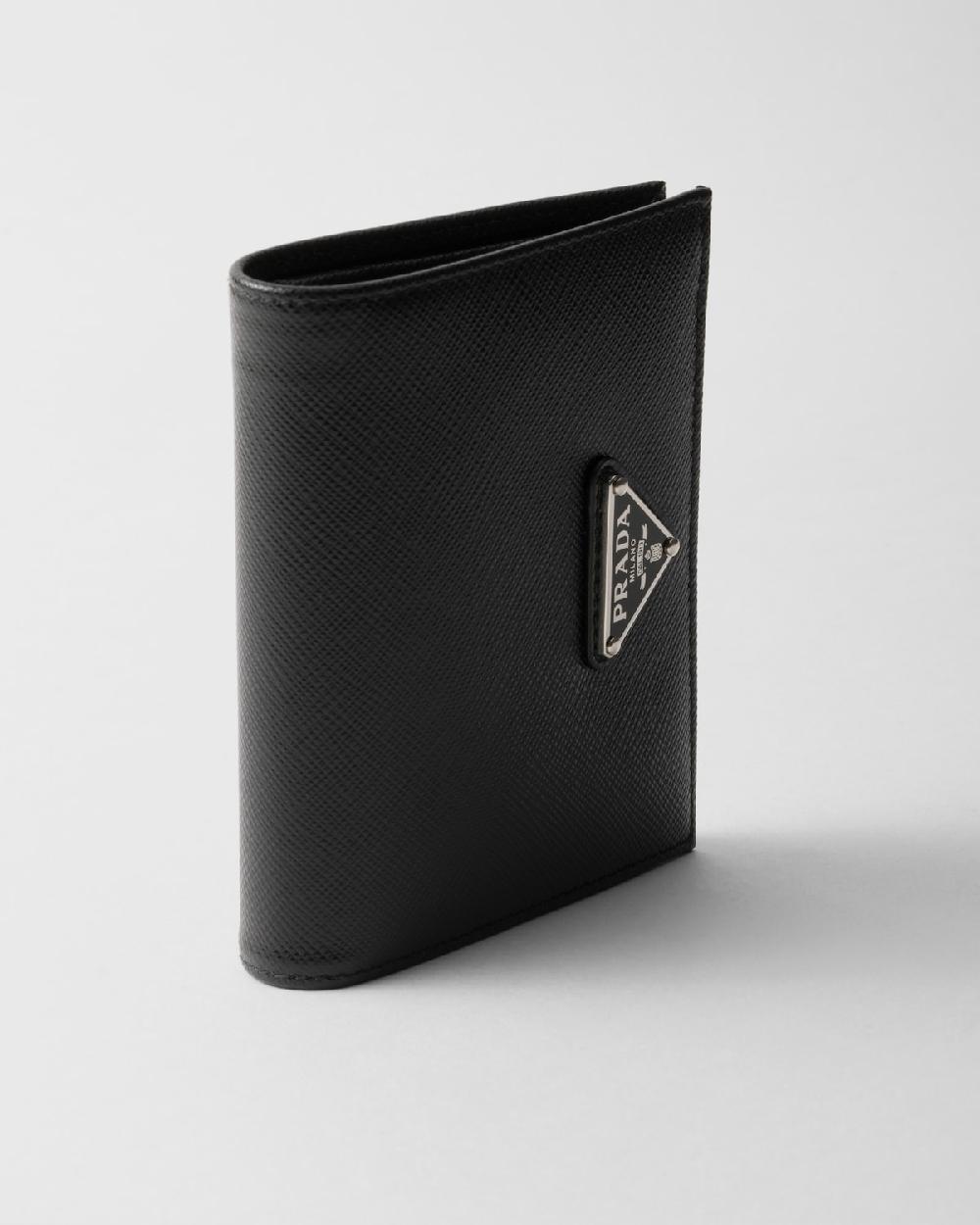 Prada Cartera pequeña de piel Saffiano En oferta