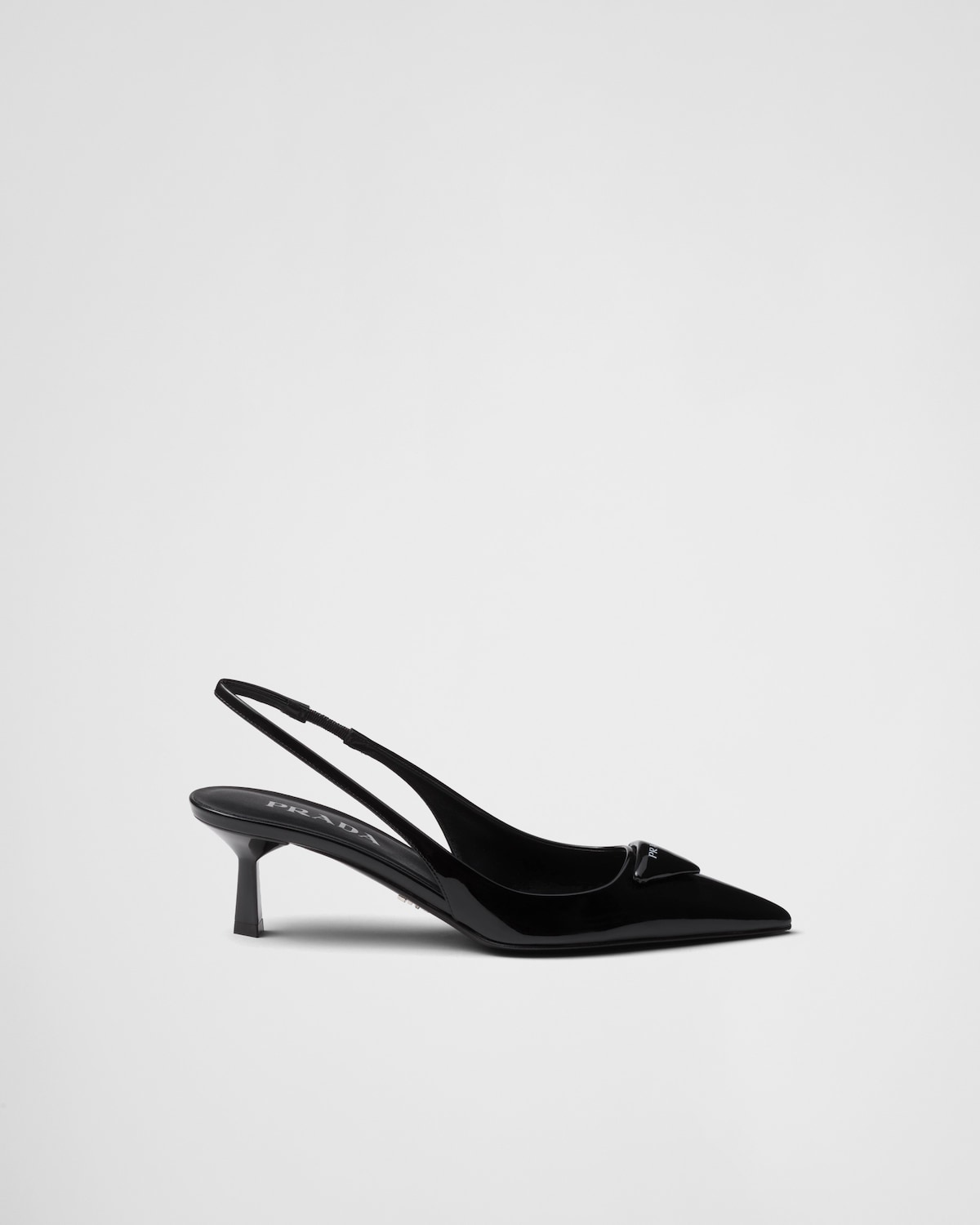 Prada Zapatos de salón destalonados de charol
