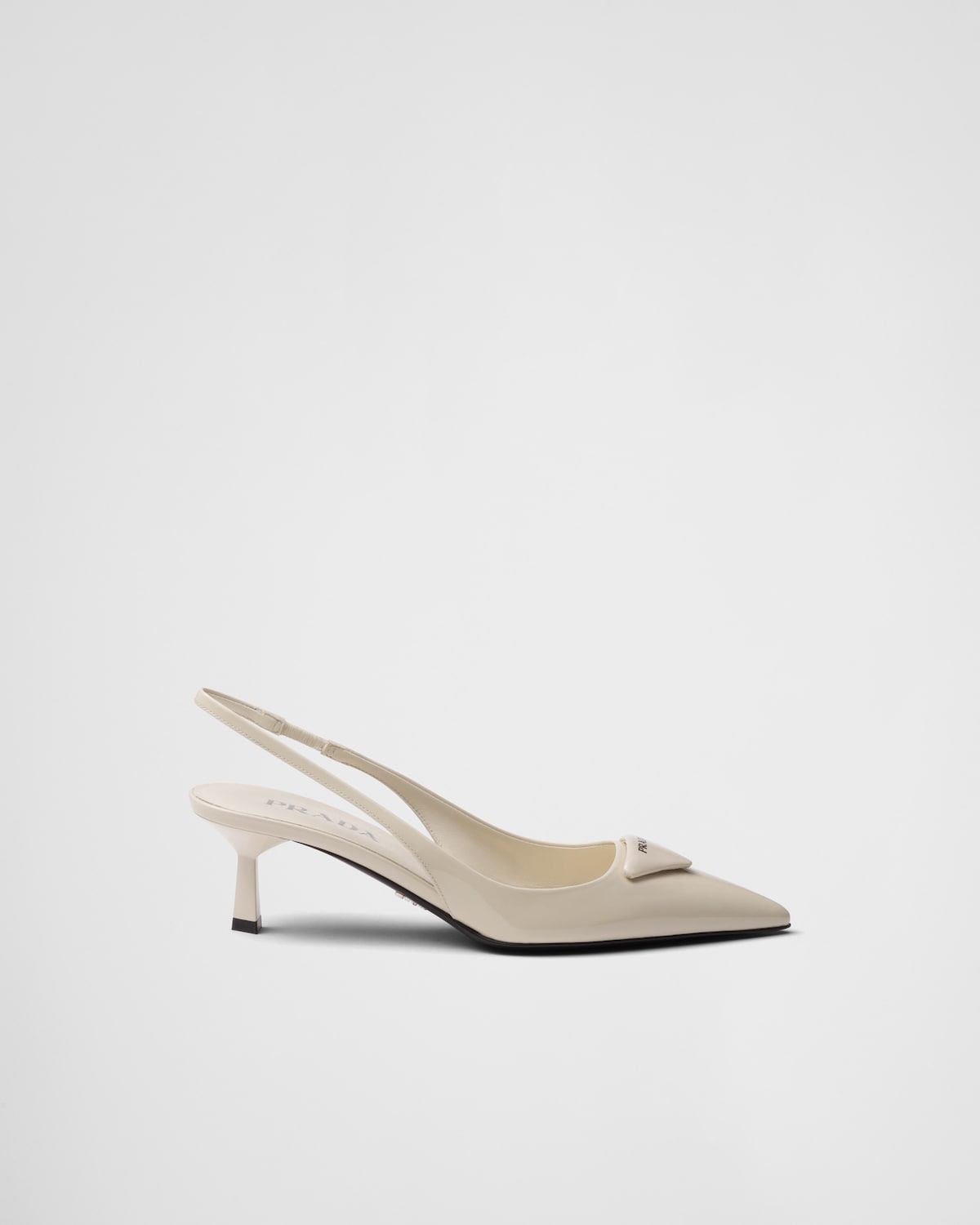 Prada Zapatos de salón destalonados de charol Descuento por venta flash