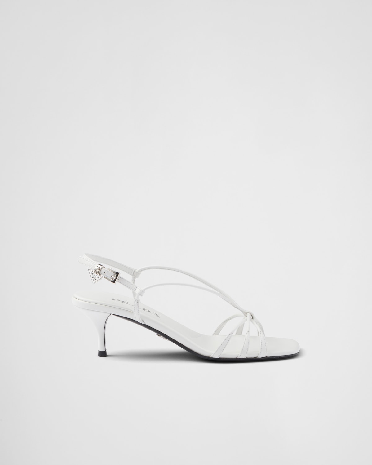 Prada Sandalias de piel con tacón 2025