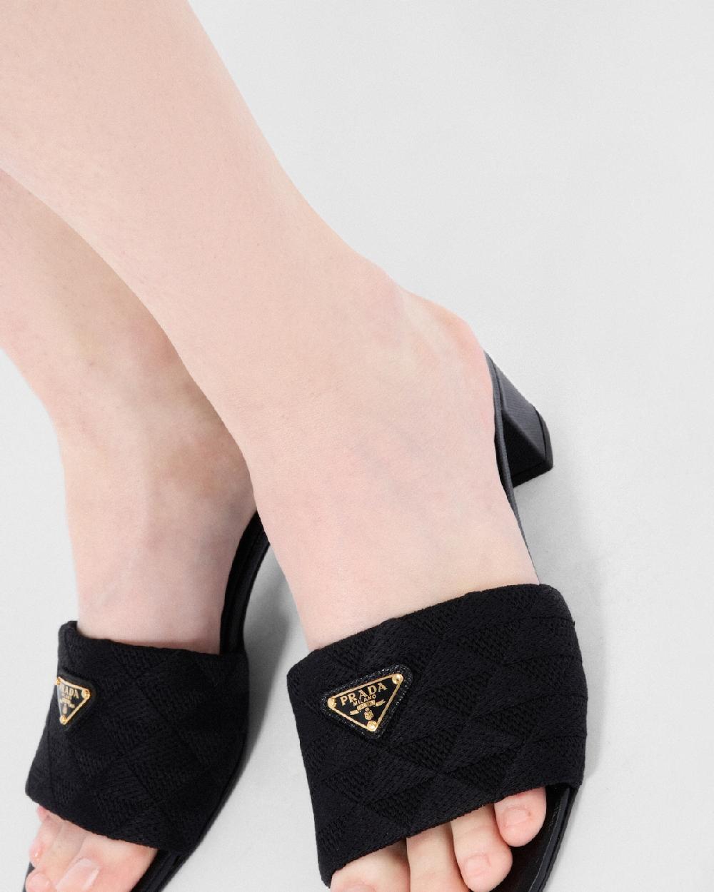 Prada Sandalias de tejido bordado Rebajas de fábrica