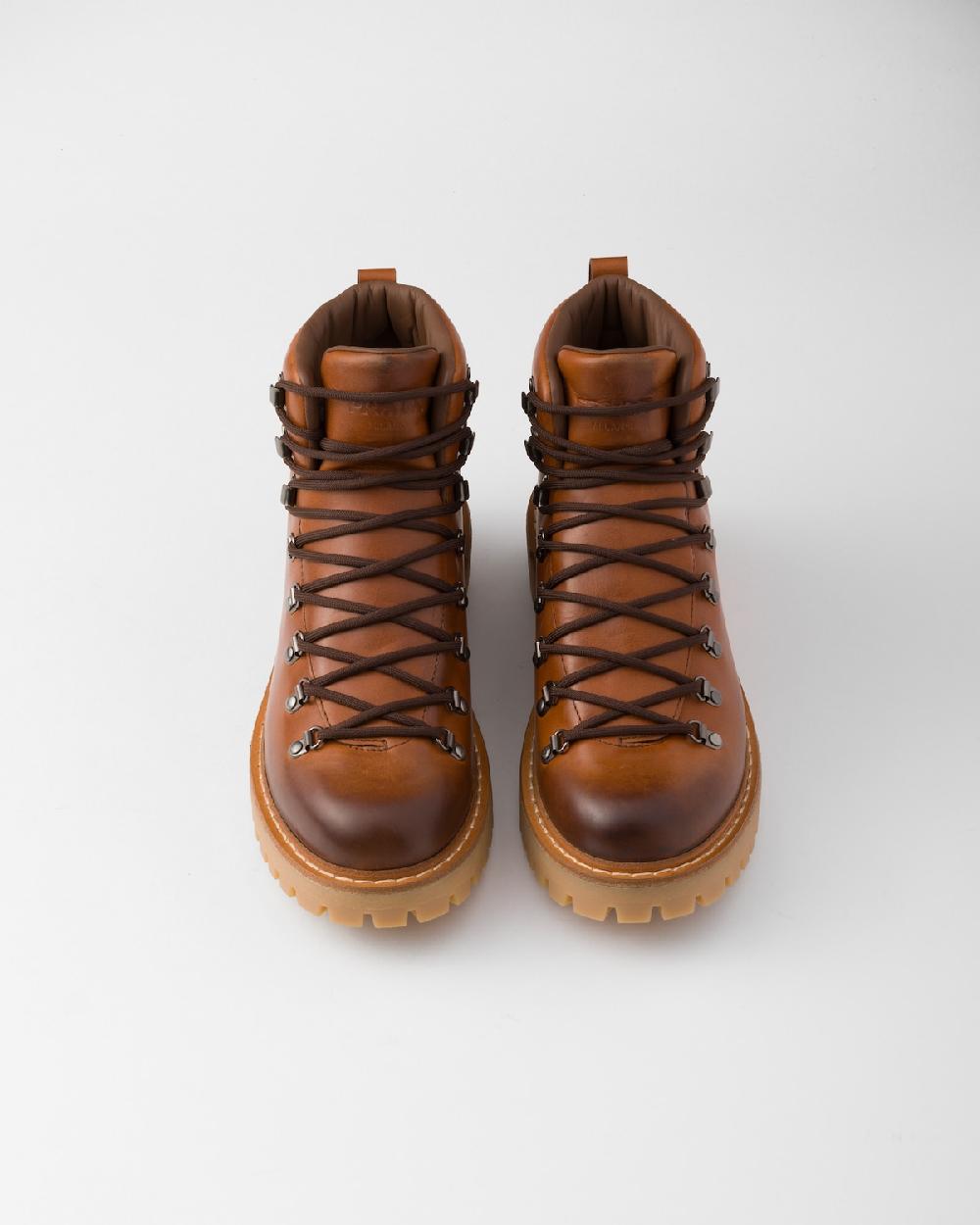Prada Botines de piel con cordones Envío gratis