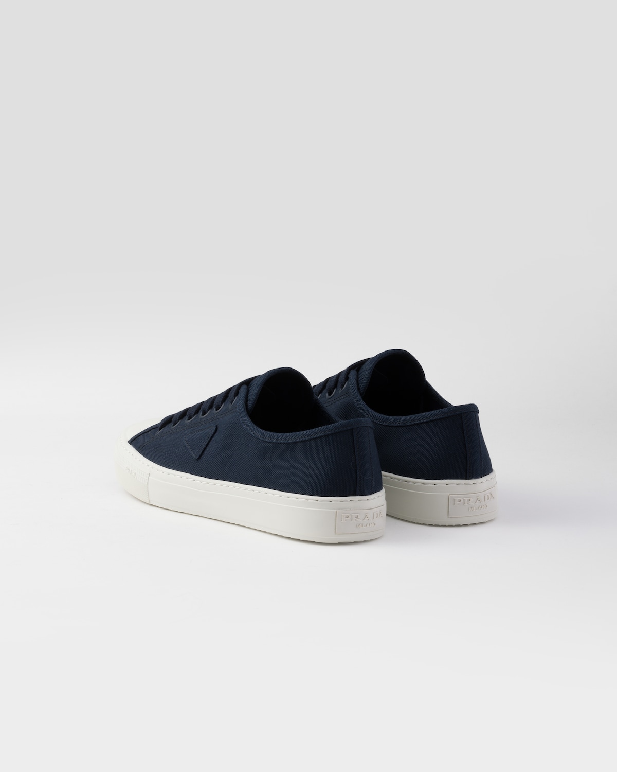 Prada Zapatillas de cáñamo Superdescuento