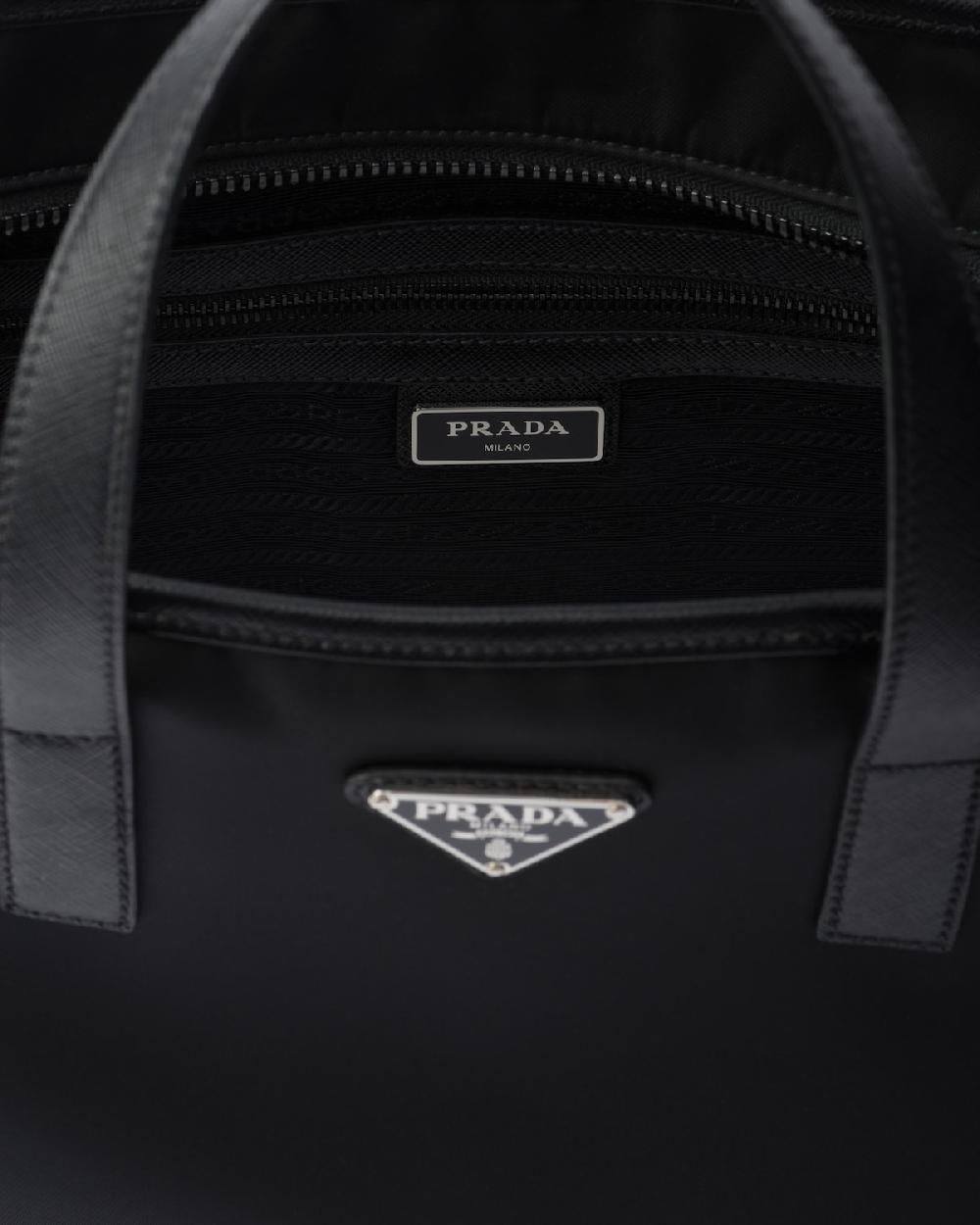 Prada Bolso de Re-Nylon y piel Saffiano Envío internacional gratuito